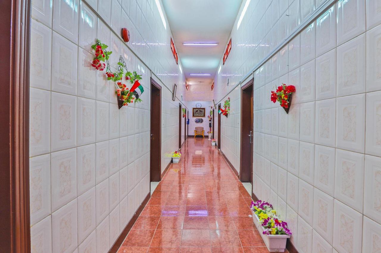 Oyo 393 Al Wehda Hotel Dubái Exterior foto
